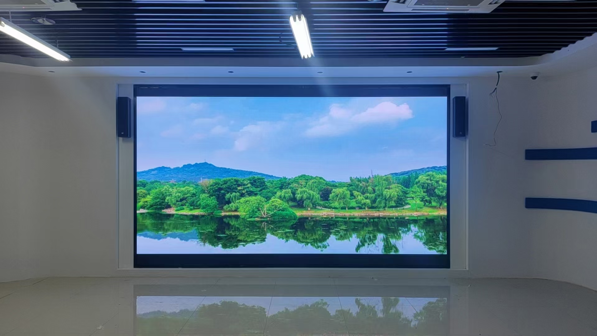 LED小間距顯示屏
